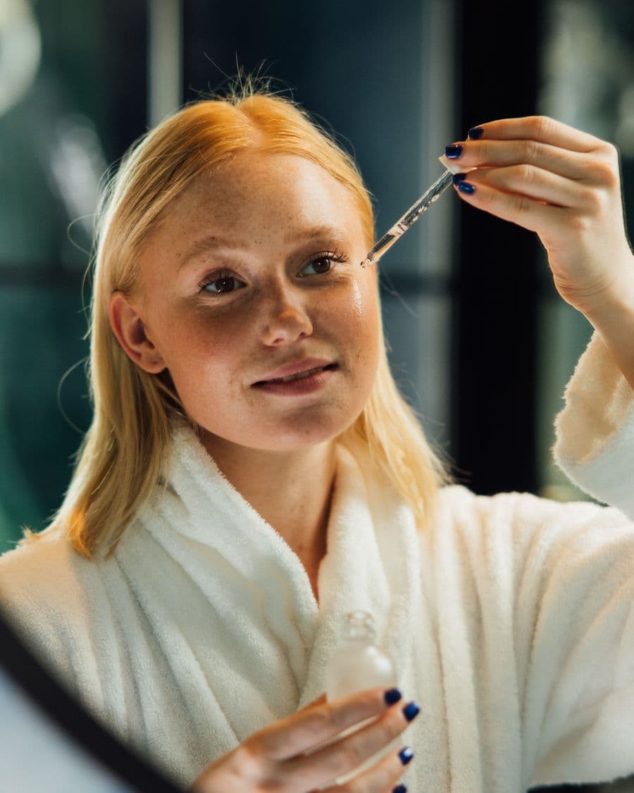 Woman receiving a treatment at AlphaBelle Wellness